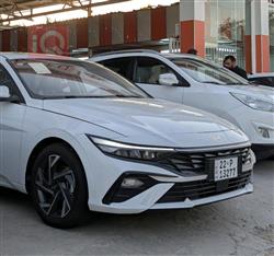 هیوندای ئەلەنترا